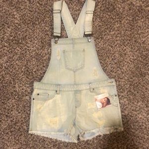 Kittenish overalls